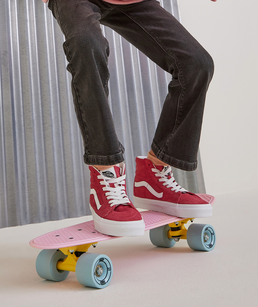 VANSBASKETS MONTANTES SUÈDE ROSE ET BLANCHE SK8-HI