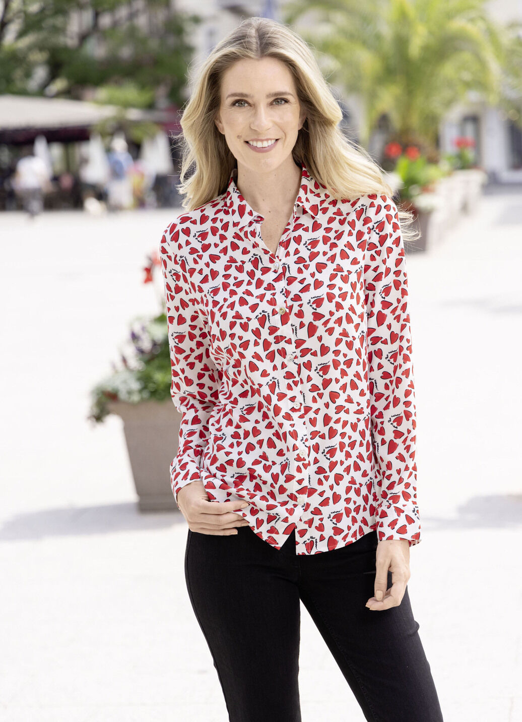 Bluse mit Herzchen