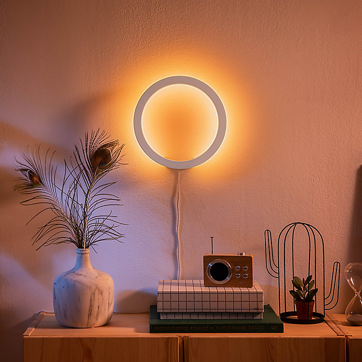 Applique murale dimmable 1400 lm IP20 20 W Philips Hue blanc