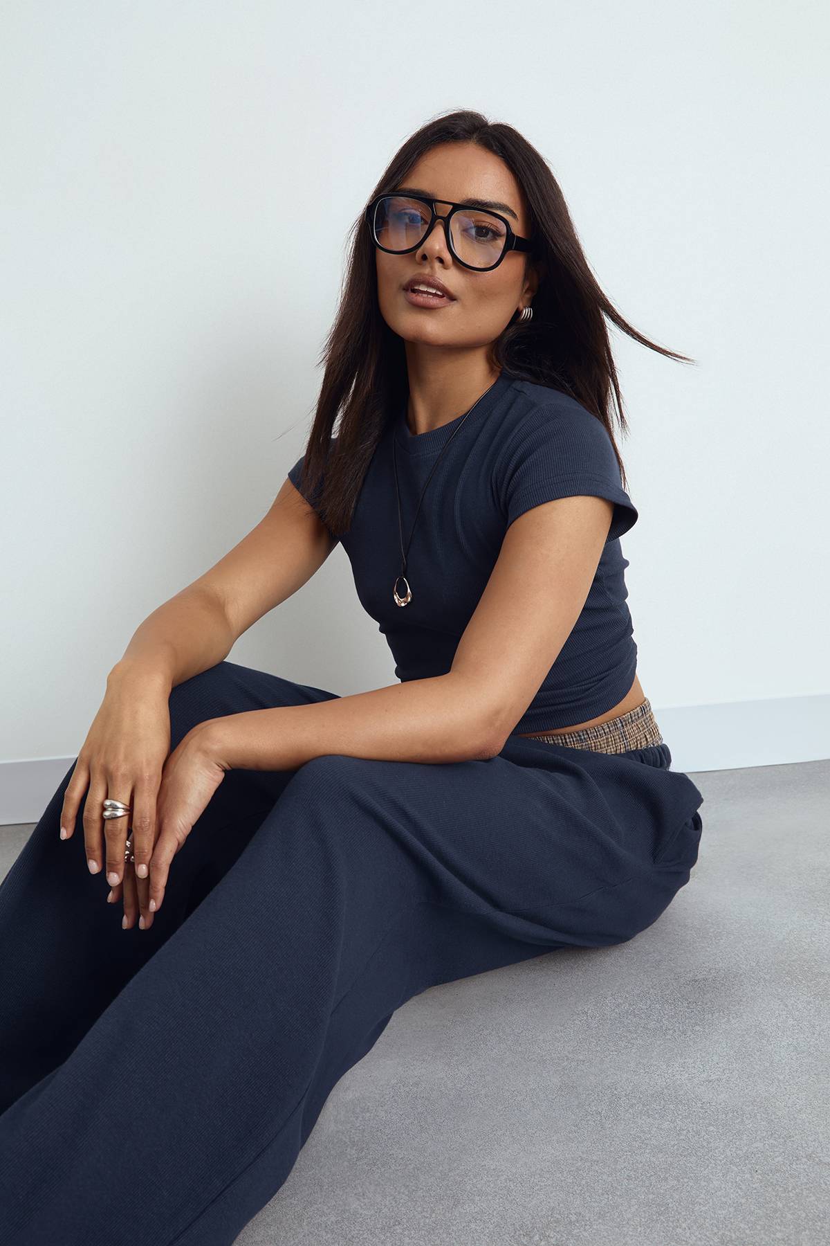 boohoo Haut Ajusté Côtelé Basique À Manches Courtes