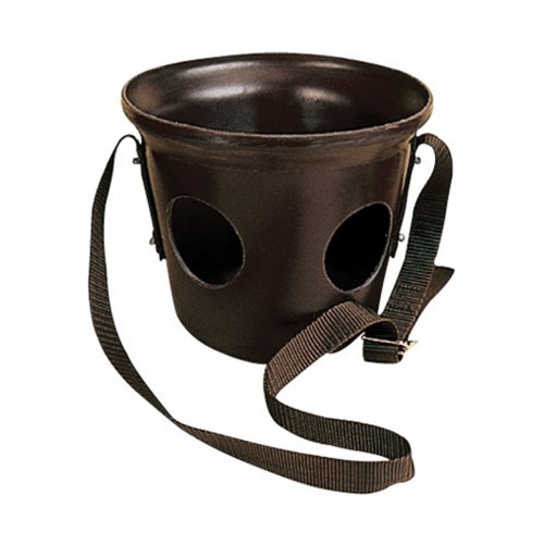 Focinheira marrom para pastoreio de cavalos