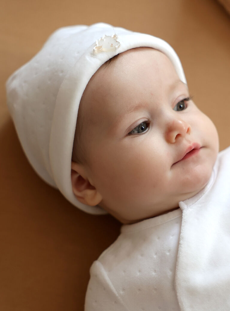 Pyjama et bonnet en velours écru