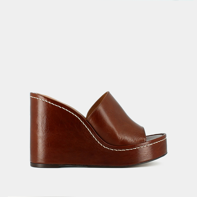 Mules compensées  en cuir vieilli marron