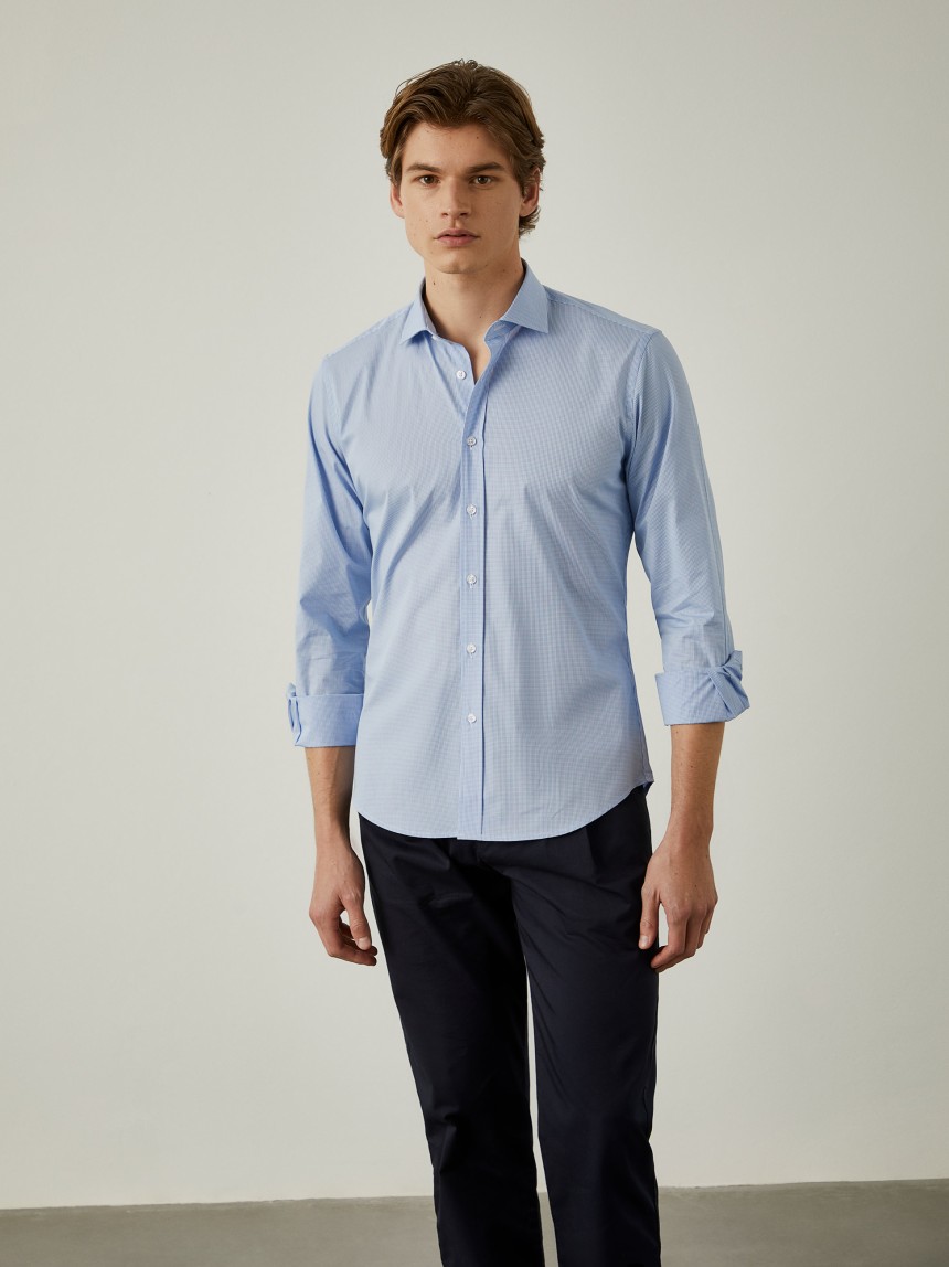 Camisa slim fit de popelina