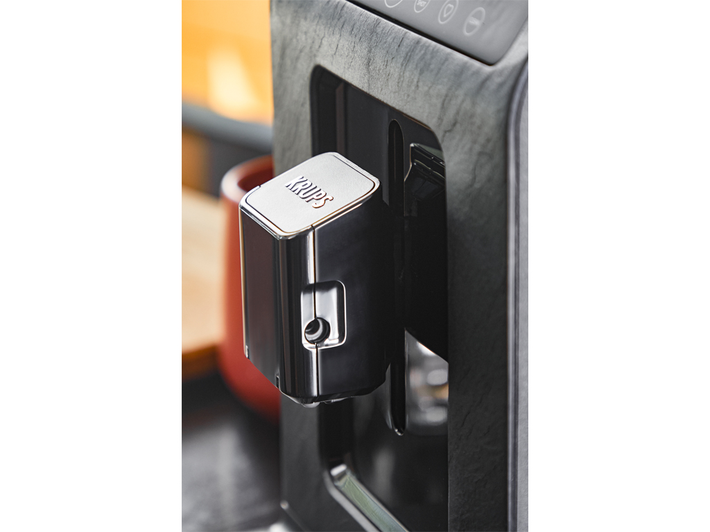MÁQUINA DE CAFÉ EXPRESSO AUTOMÁTICA KRUPS EA897B10 PRETA