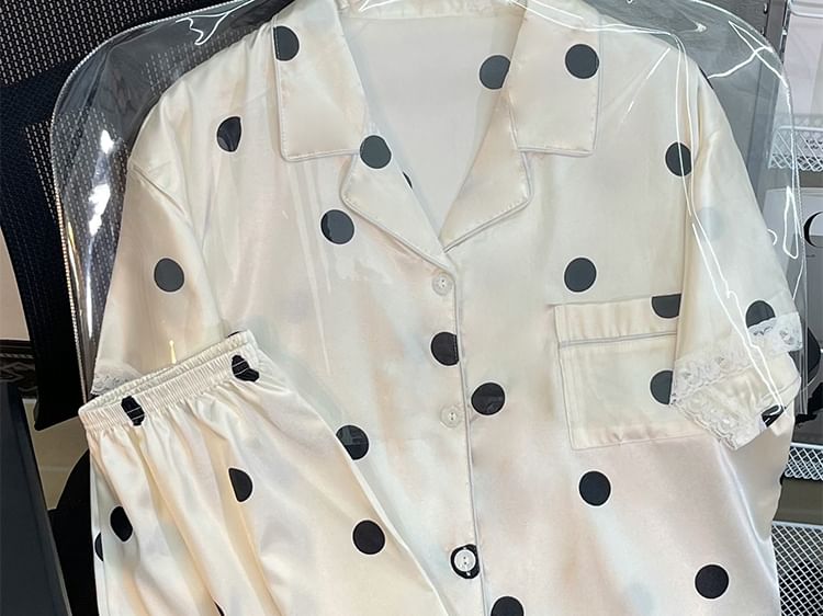 Dazzli - Pyjamaset: satijnen shirt met korte mouwen, kraag en patroonprint + shorts met elastische taille