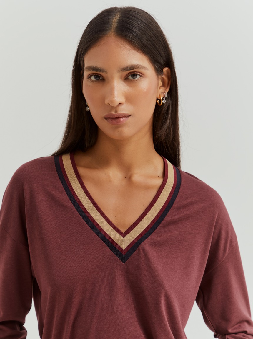 Camisola liocel e algodão decote em V
