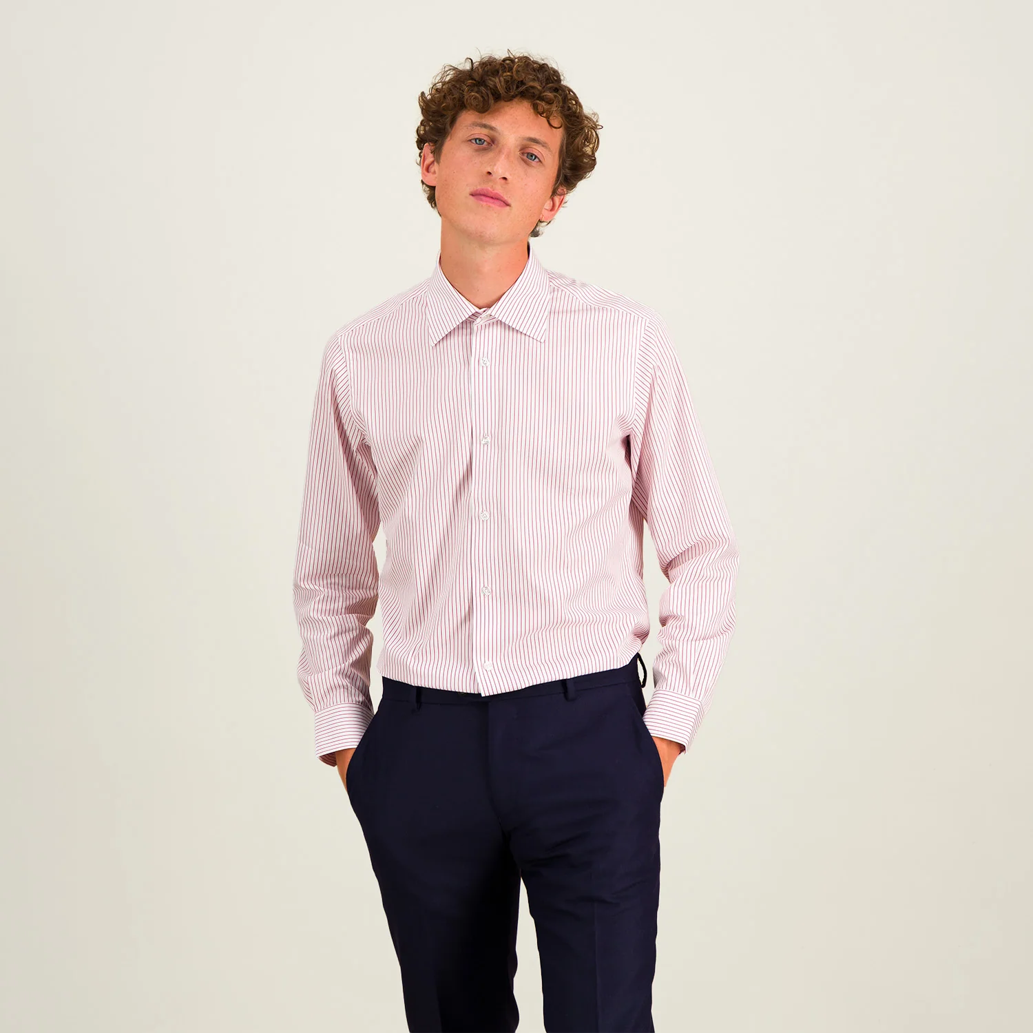 Fitted shirt in double-twisted poplin with white and red stripes