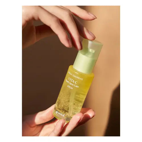 Green Tangerine Vita C Dark Spot Care Serum