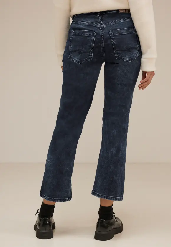 Casual Fit Kick Flared Jeans - blue black random wash