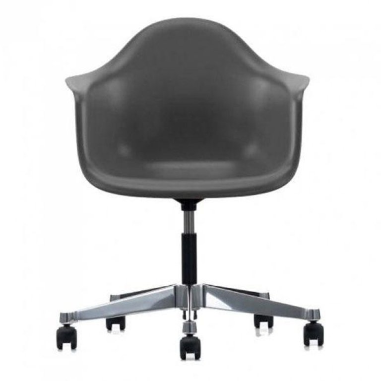 Vitra Eames PACC stoel, draaibaar met wielen zwart