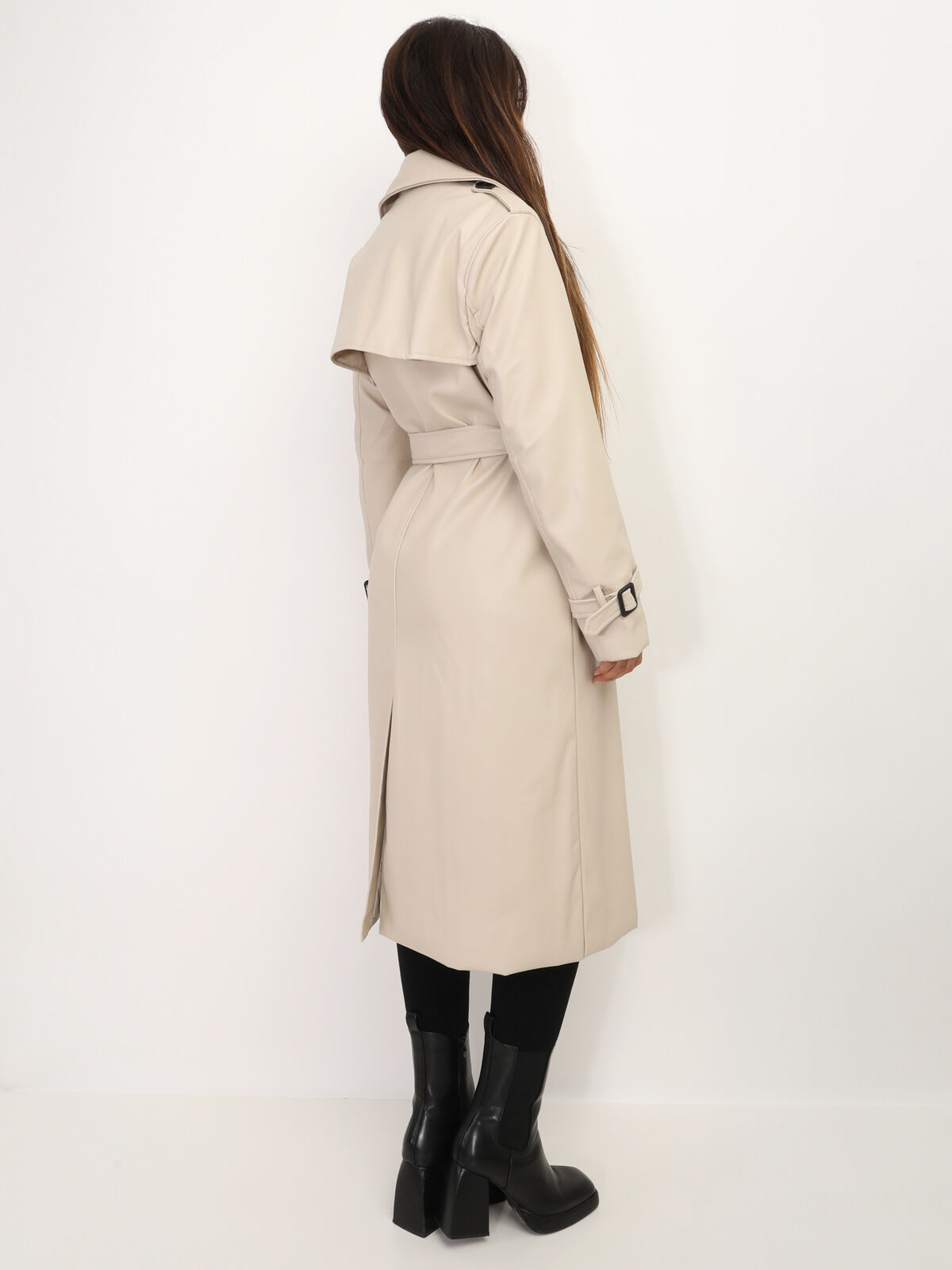 Trench mi-long ceinturé en simili- Beige