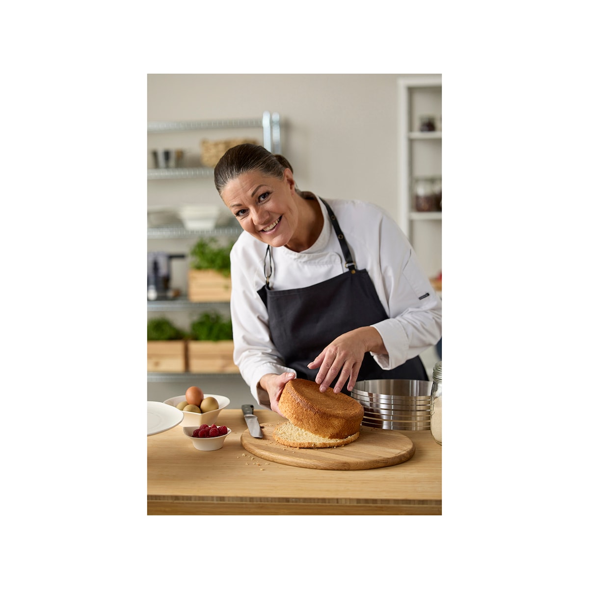 Blomsterbergs Cake slicer Dia 24-30 x 8 cm Steel
