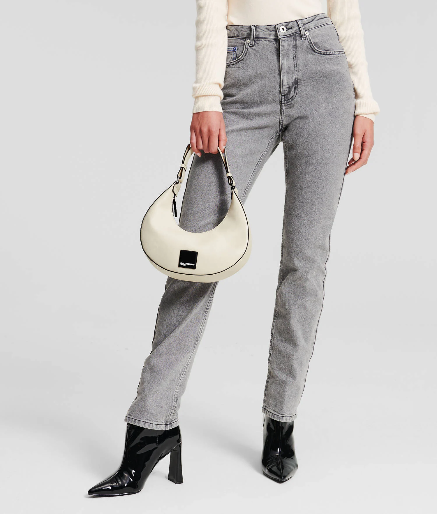 PETIT SAC DEMI-LUNE PORTÉ ÉPAULE KLJ