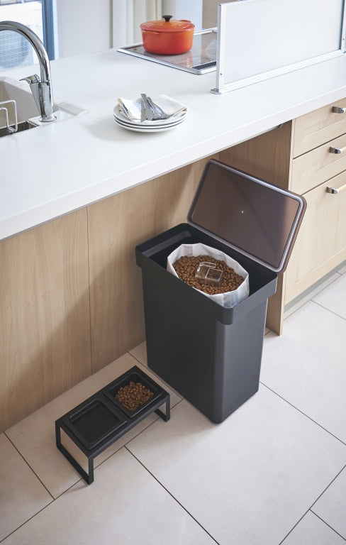 Yamazaki Huisdier Voedselcontainer (12kg) - Tower - Zwart