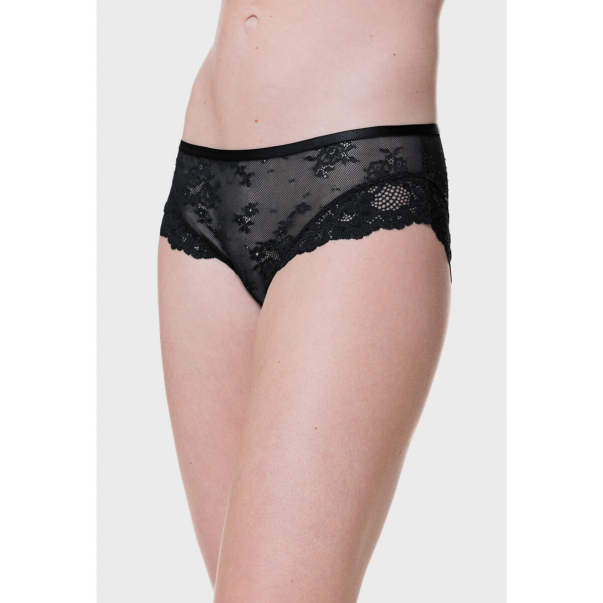 DORINA<br>Hipster de renda Leal