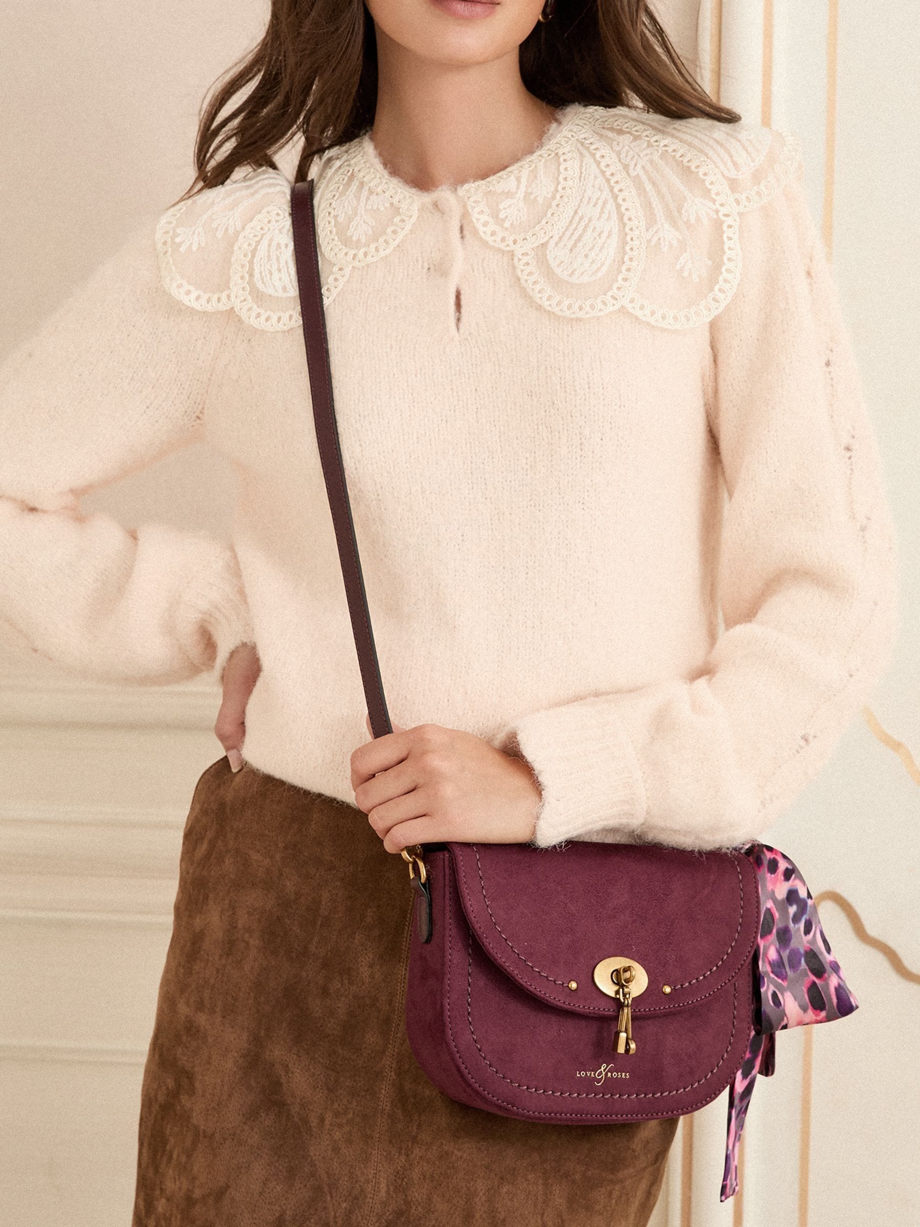 Bordeauxrood - Love & Roses Faux Suede Saddle Cross-Body Bag