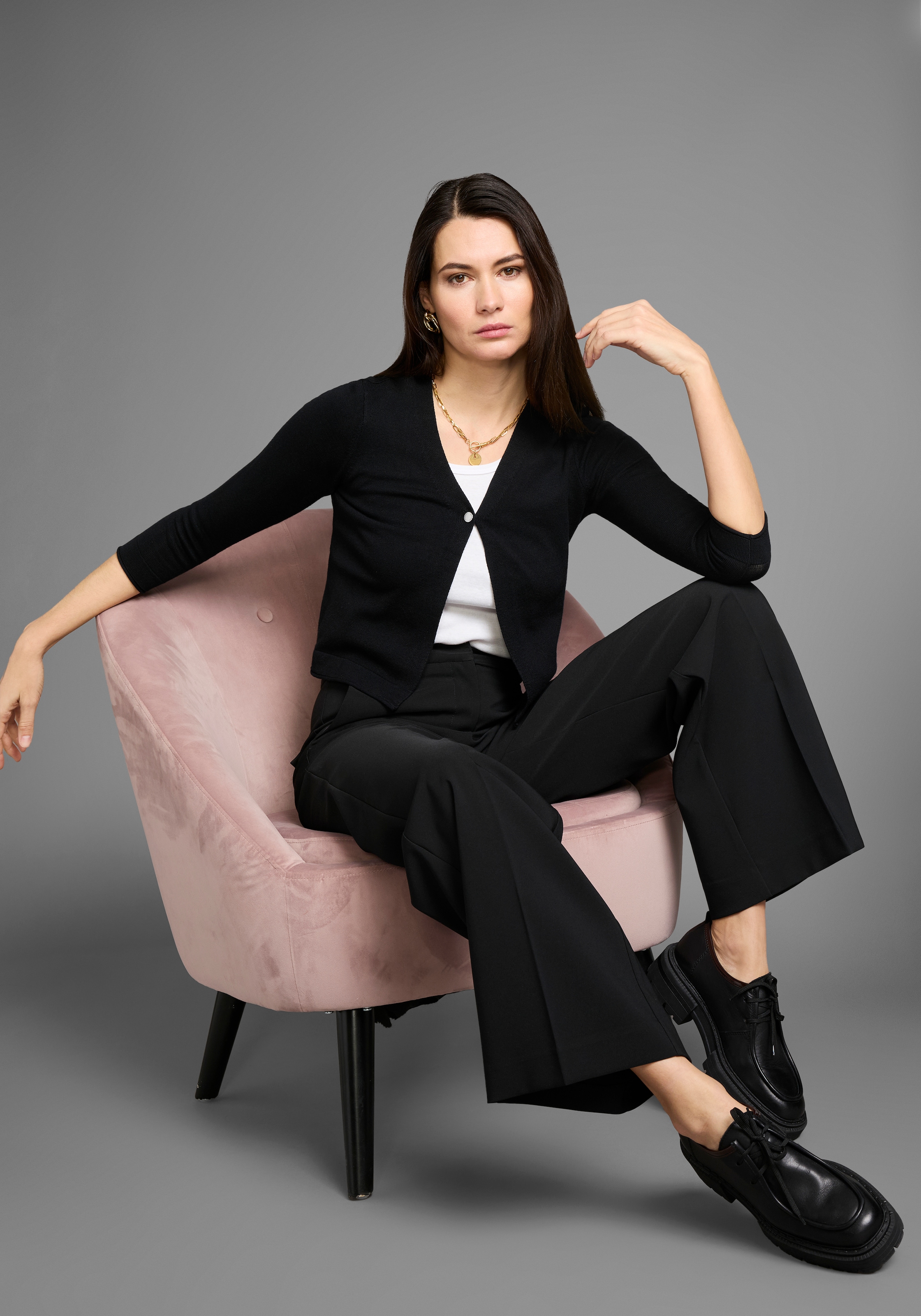 HECHTER PARIS Bolero , mit Rollkanten und Zierknopf