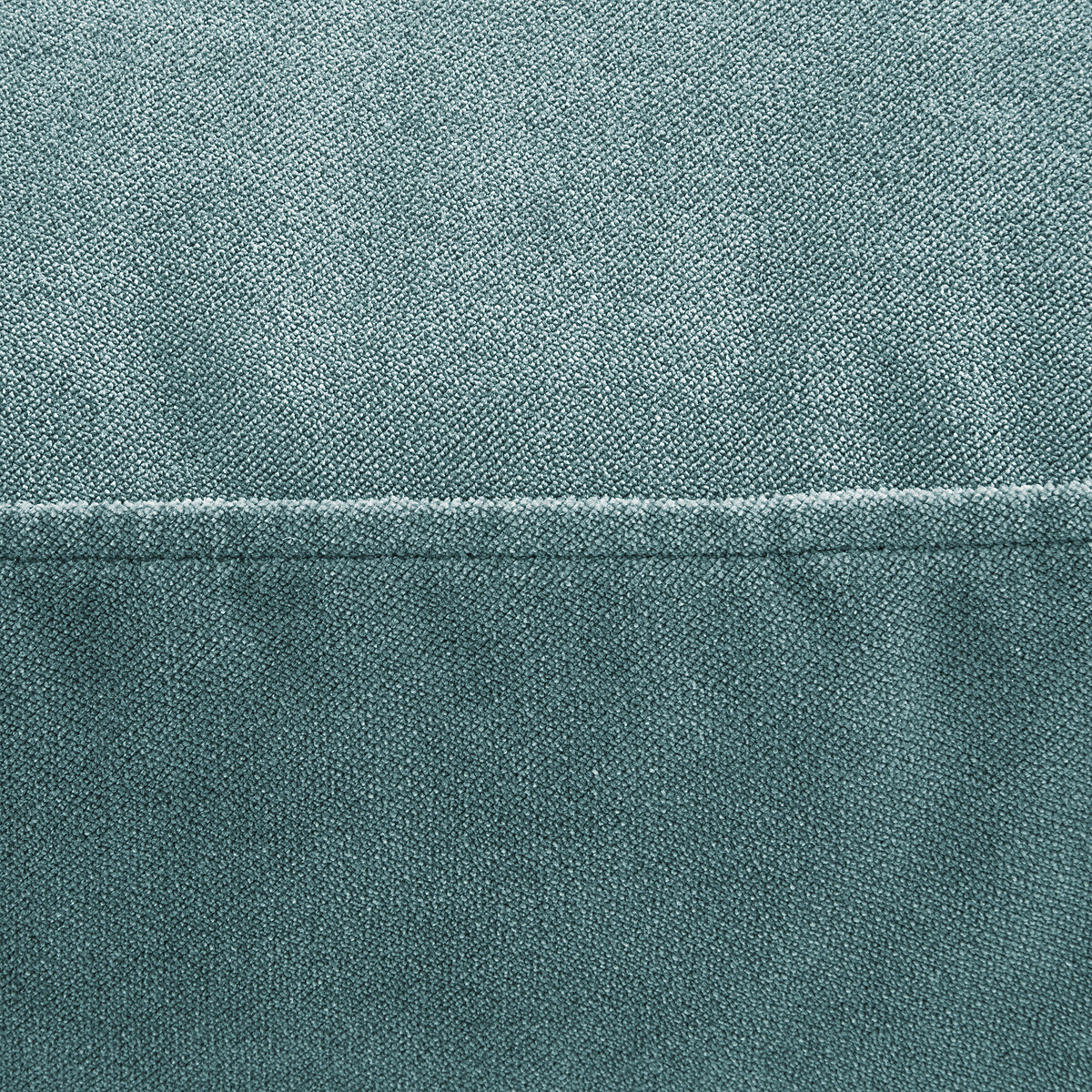 LA REDOUTE INTERIEURS<br>Puff de veludo, Meio-dia