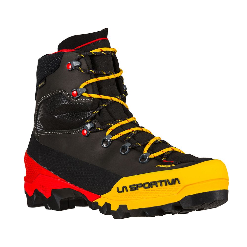 La Sportiva AEQUILIBRIUM LT GTX - Chaussures alpinisme Homme black/yellow