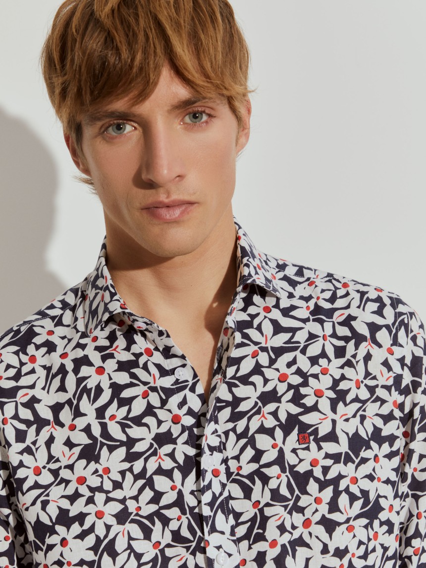 Camisa de linho slim fit às flores