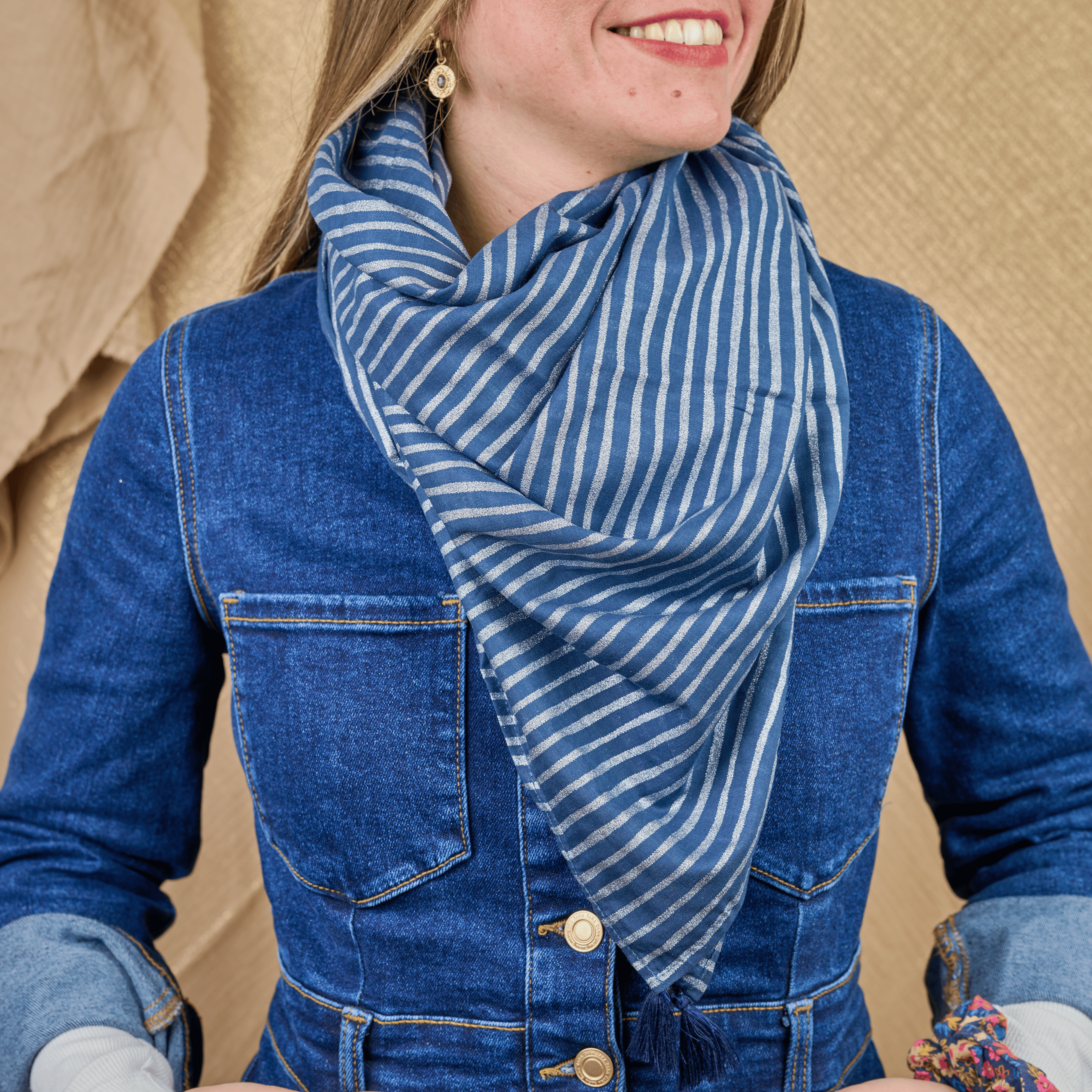 Foulard Pompon Rayé Argent Marine