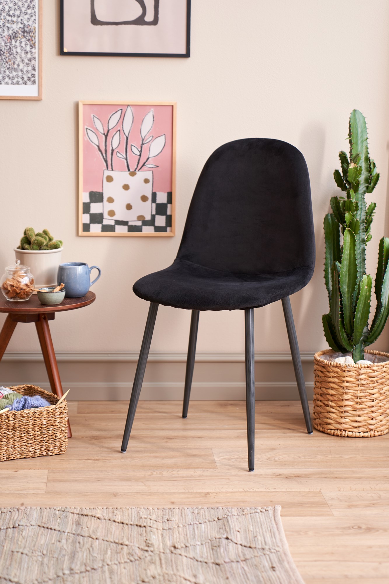 Stol i velour | Polyester/jern/poppeltræ/skum. 40,5 x 44,5 x 89 cm. | Smokey Grey