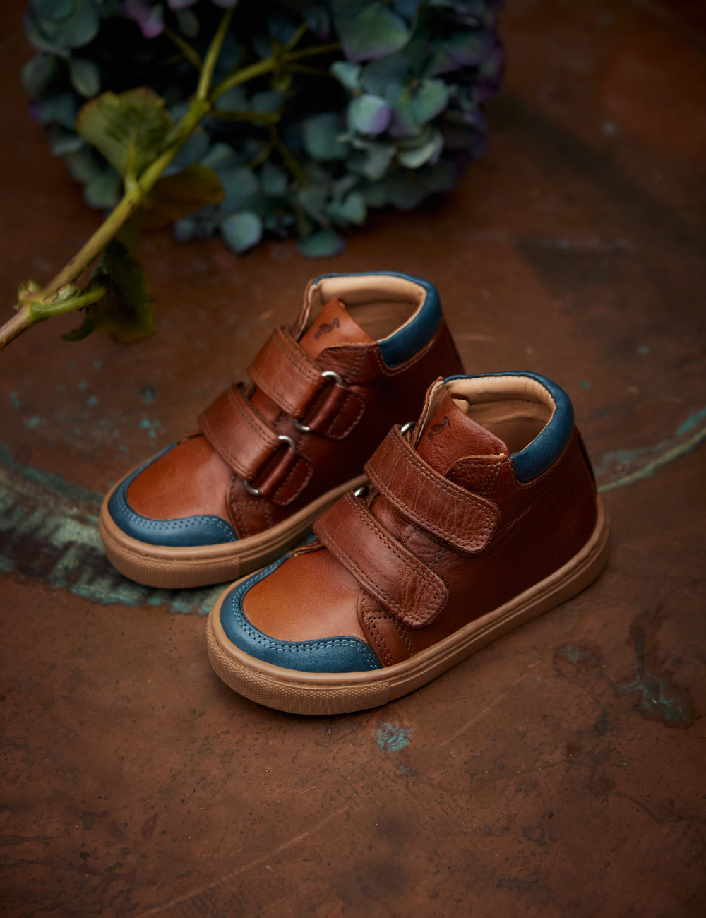 Sneaker - Color Block Petroleum