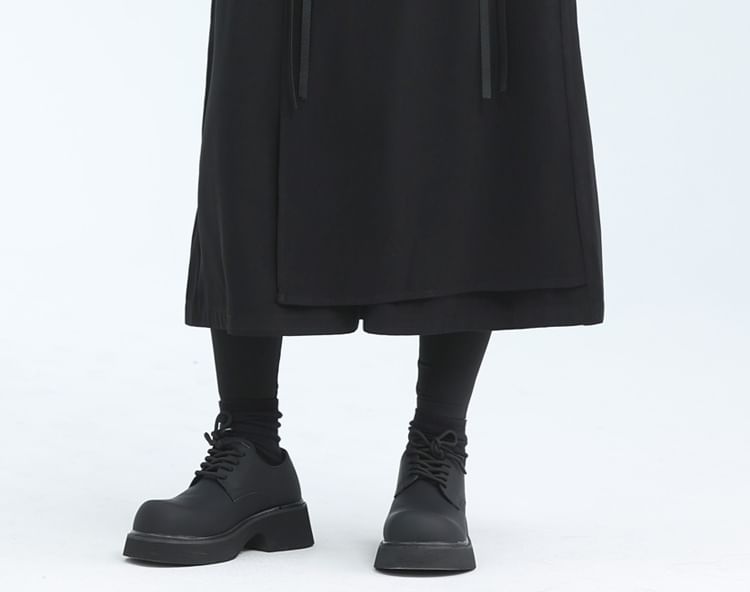 SIMPLE BLACK - Cropped broek met hoge taille en wijde pijpen