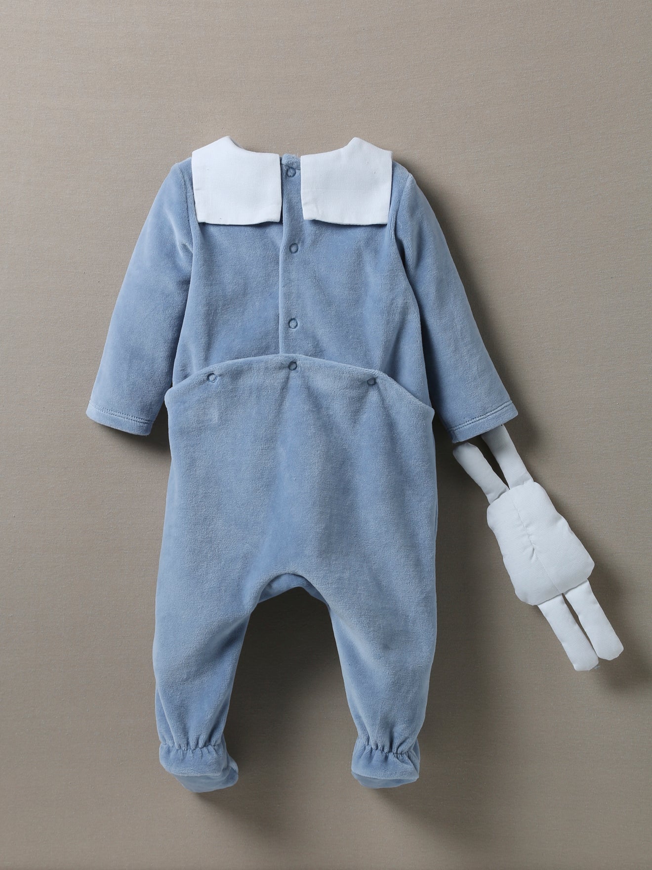 Dors-bien Bébé en velours avec plastron
