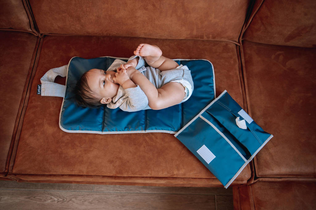 Napper combi: verschoonmatje + luieretui denim blue