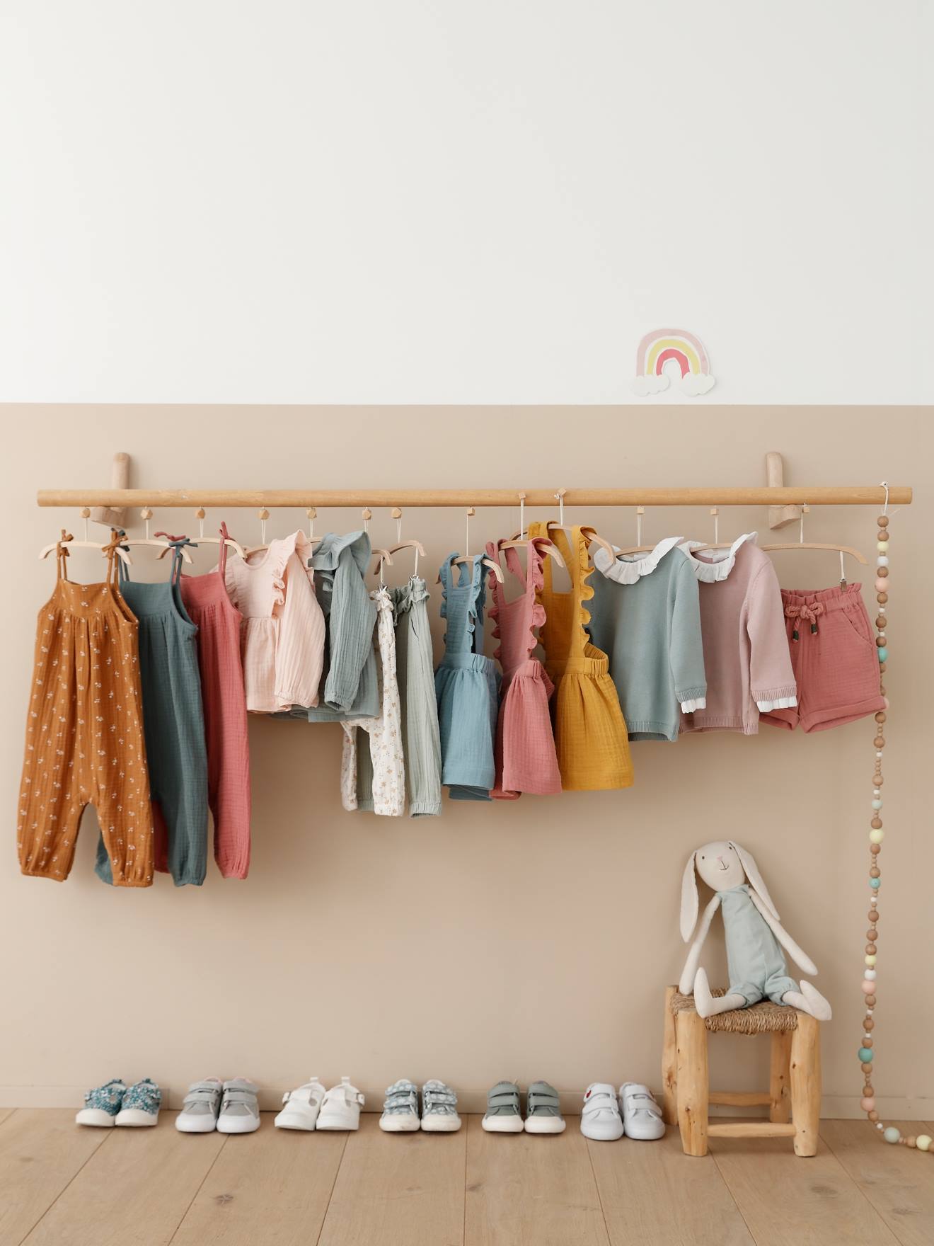 Tênis de lona com tiras autoadesivas para bebês meninas, multicoloridos