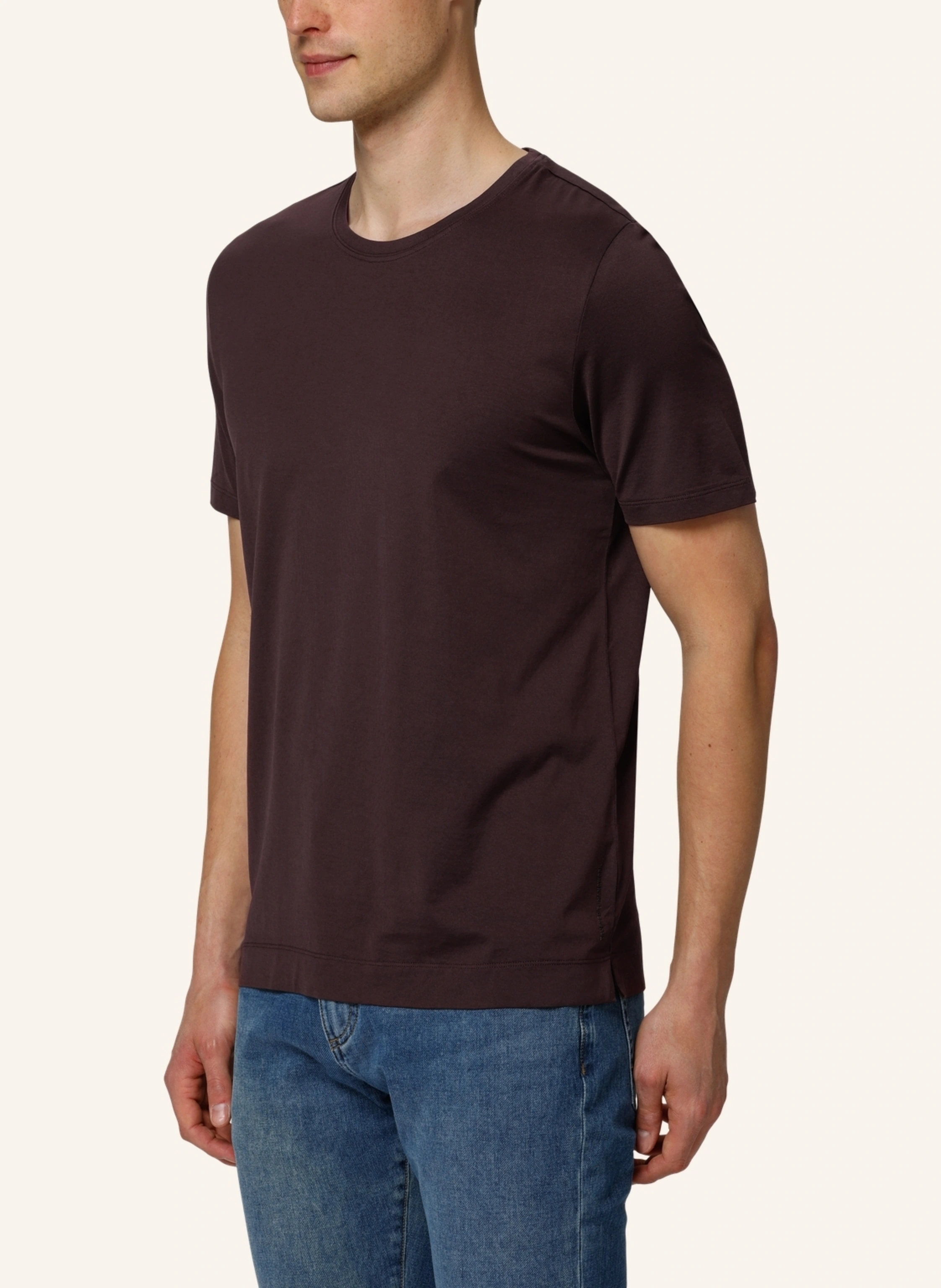 TRUSTED HANDWORK Round Neck 1/2-Sleeve T-Shirt