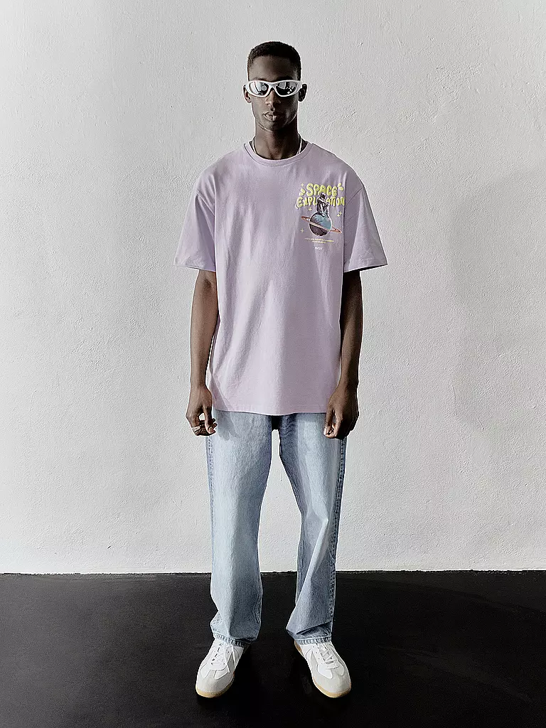 FNTSY T-Shirt SPACE lila
