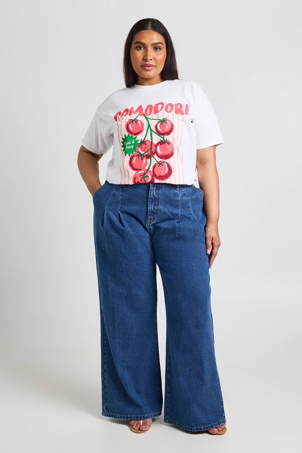 boohoo T-shirt Imprimé Pomodori Grande Taille