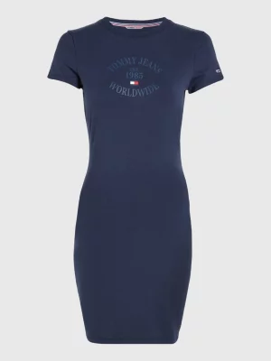 Vestido curto justo estilo camiseta