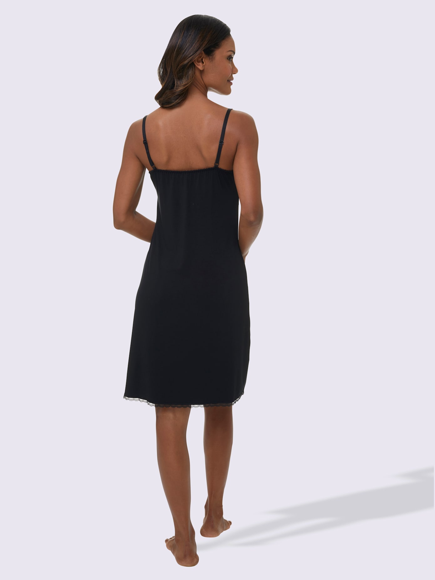 Chemise de nuit avec dentelle bretelles fines