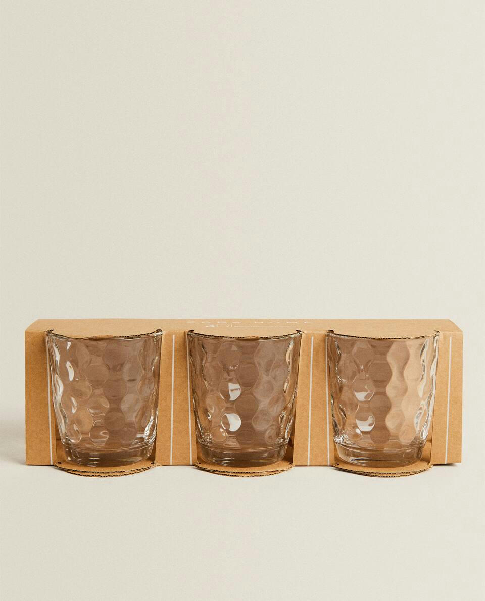 Conjunto de 3 copos com design de círculos em relevo