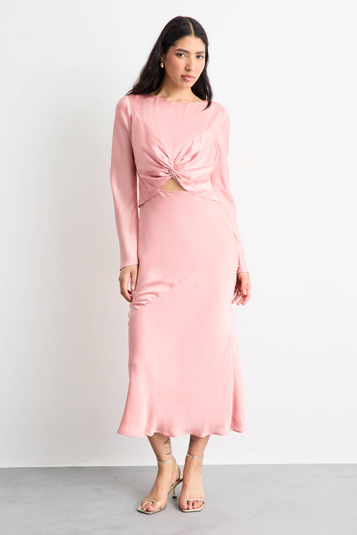 Warehouse Robe Midi Coupe Biais À Détail Torsadé Devant Et Découpe