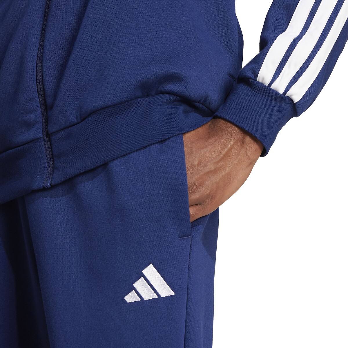 ADIDAS ROUPAS ESPORTIVAS<br>Conjunto de moletom com 3 listras