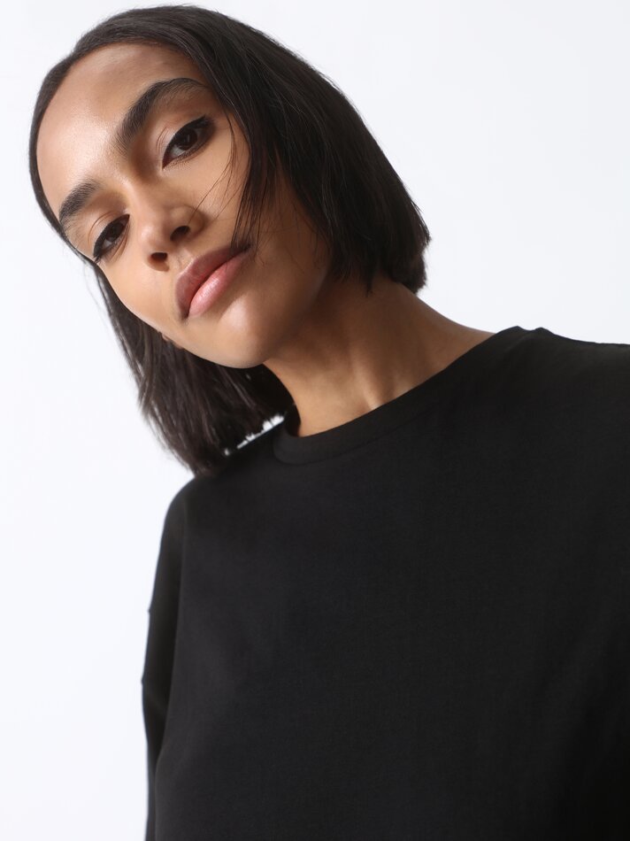 Camiseta oversized de manga curta - Preta