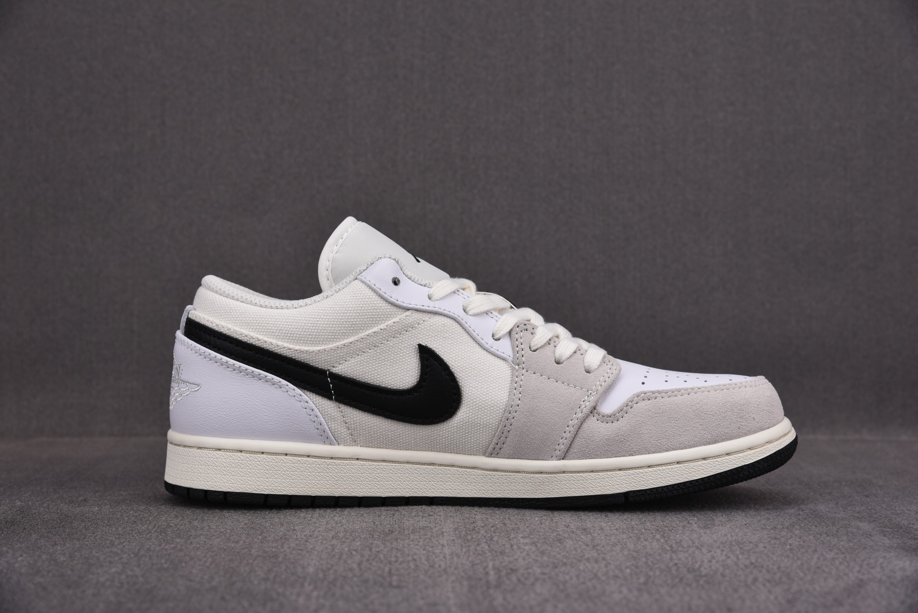 Jordan 1 Low Astrograbber