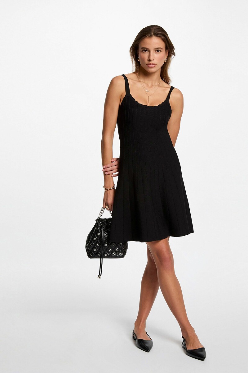 MORGAN<br>Vestido curto de jérsei, corte em A