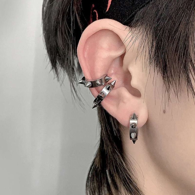 Malikasa - Oorclip met studs
