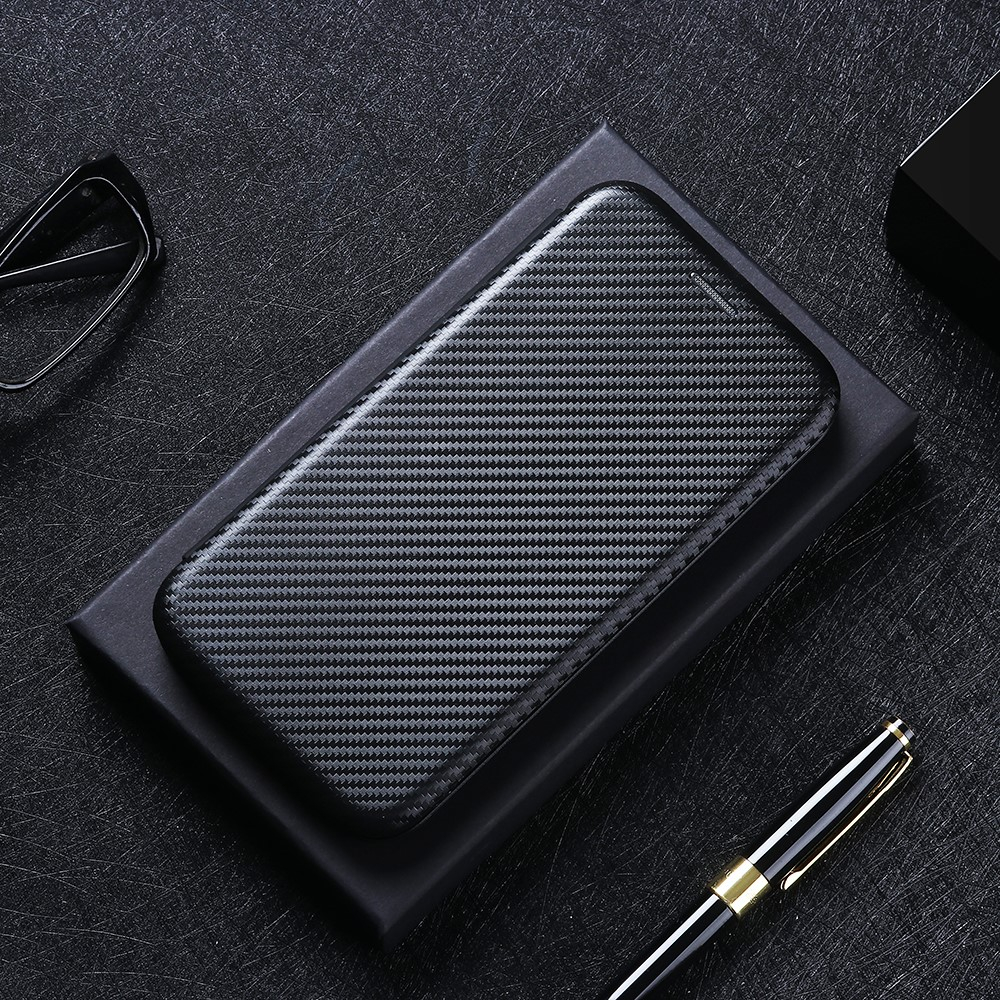 iPhone 13 Leder Tasche Flip Cover Carbon Look - Schwarz