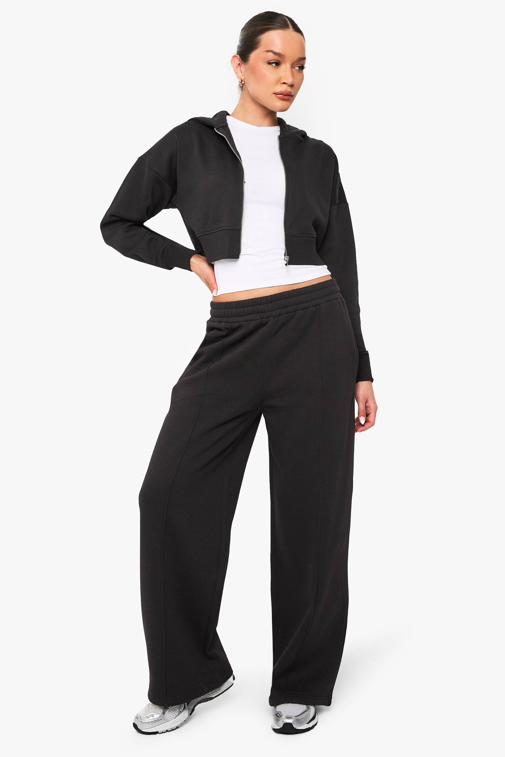 boohoo Hoodie à capuche raccourci à zip intégral