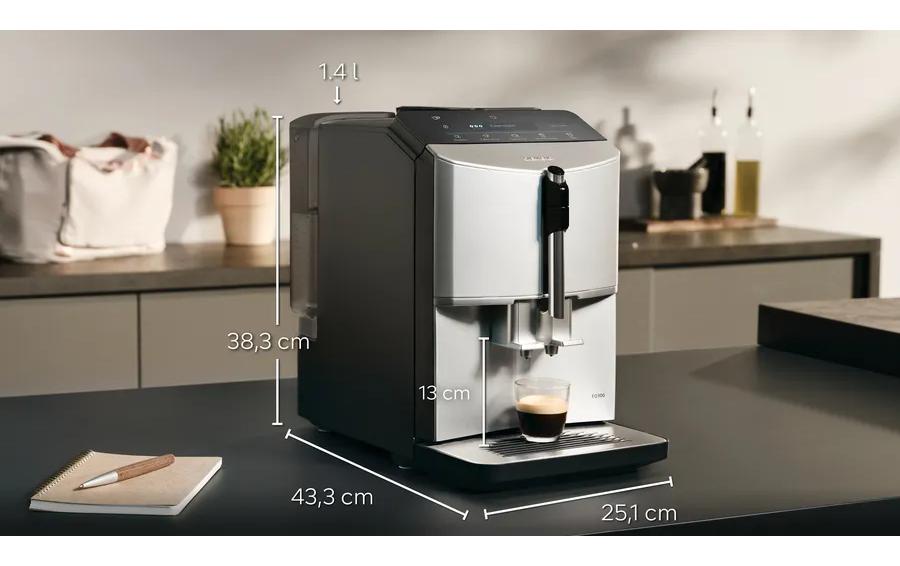 Kaffeevollautomat EQ 300 TF303E01 Schwarz, Silber<br>Kompakte Kaffeemaschine mit milkPerfect- zum Aufschäumen in der Tasse