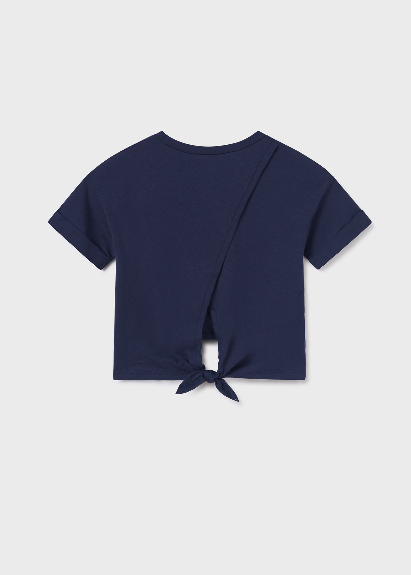 Camiseta feminina de manga curta em algodão sustentável com nó.