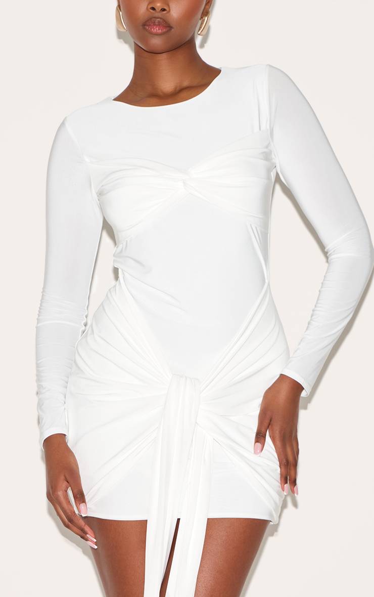 Blanc Robe Courte Moulante À Manches Longues Avec Détail Torsadé Cache-cœur