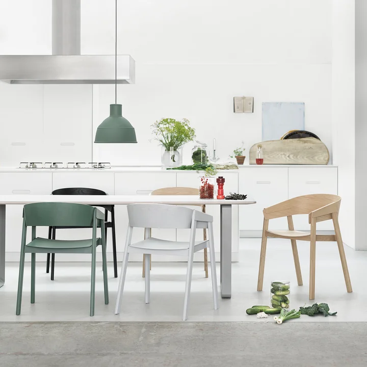 Muuto - 70/70 Esstisch, 255 x 108 cm, Eiche geräuchert / schwarz